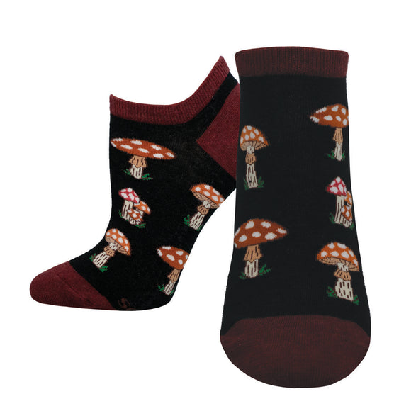 Ladies Digging The Mushrooms Ped Socks